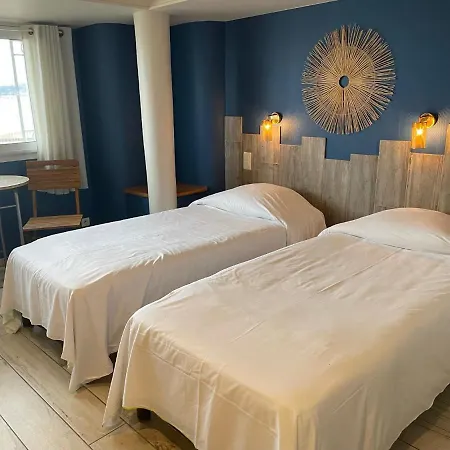 Au Tapis De Sable 2* סן-סיר-סור-מר