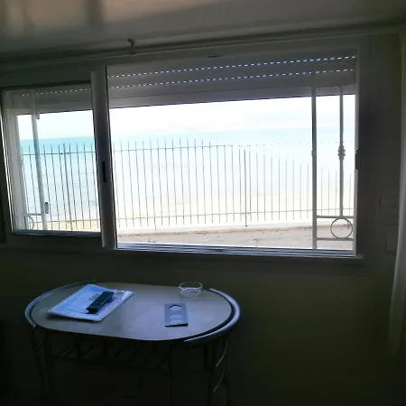 Au Tapis De Sable Hotel Saint-Cyr-sur-Mer