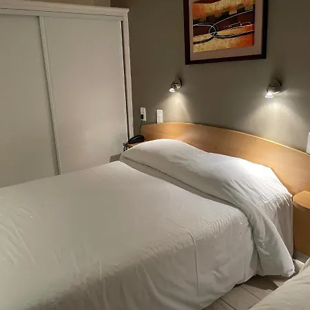 Hotel Au Tapis De Sable