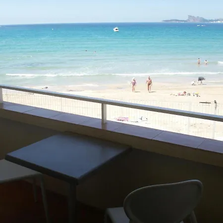 Hotel Au Tapis De Sable 2*