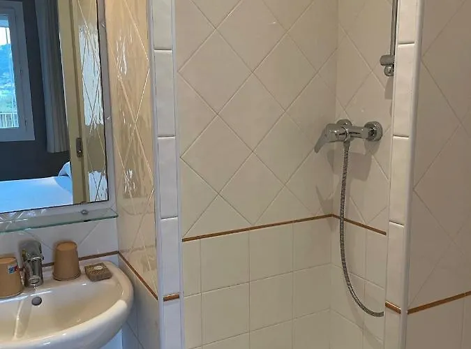 Au Tapis De Sable فندق سا سيرْ سور مير