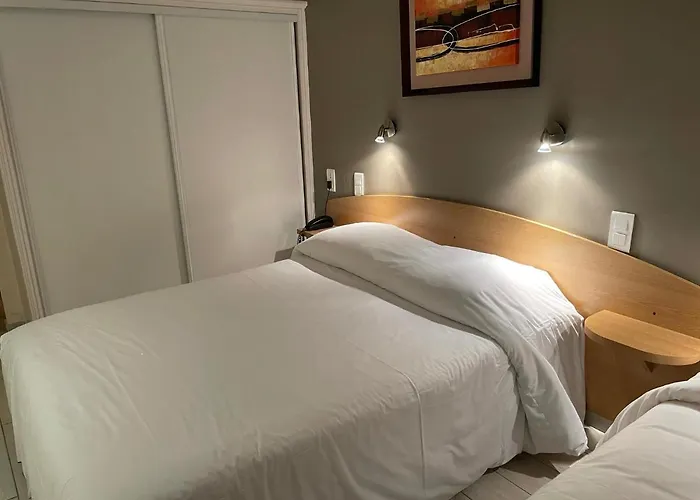 Hotel Au Tapis De Sable