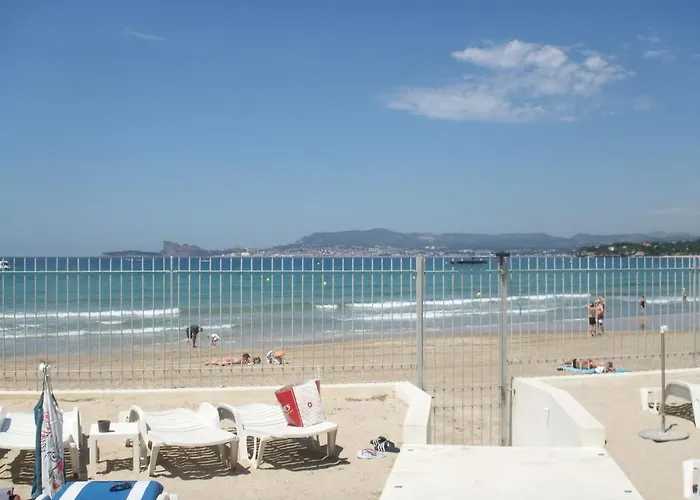 Au Tapis De Sable