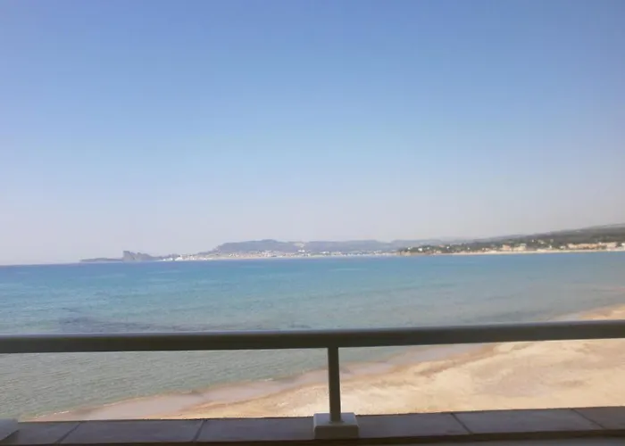 Au Tapis De Sable فندق سا سيرْ سور مير